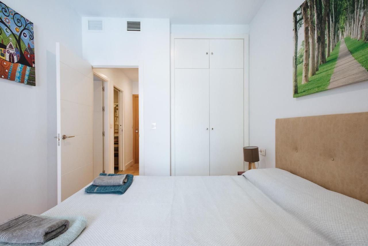 セビリアApartamento Estelar Con Piscina Y Garaje Nervionアパートメント エクステリア 写真