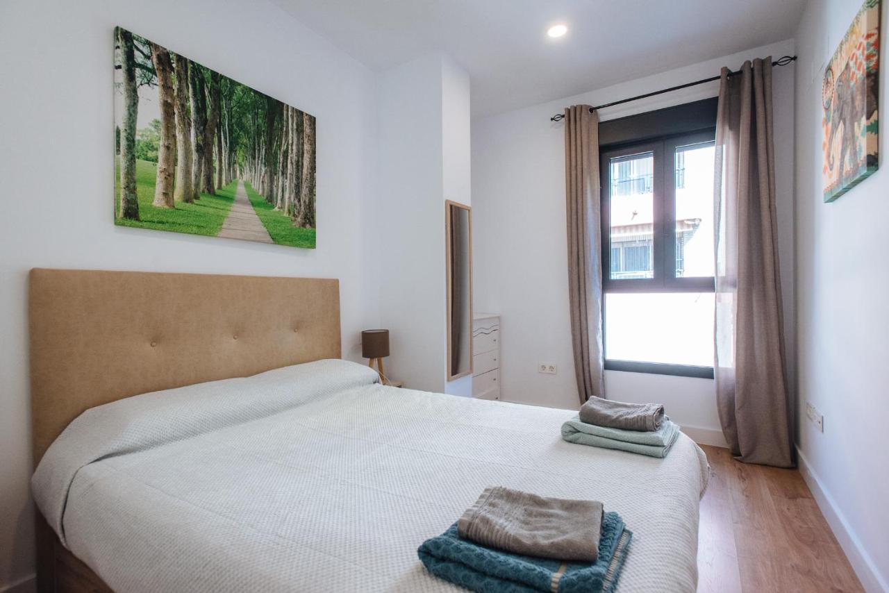 セビリアApartamento Estelar Con Piscina Y Garaje Nervionアパートメント エクステリア 写真